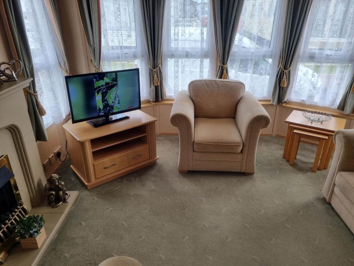Palm Square 19 3 Bed Deluxe Caravan Чапел-Сент-Леонардс Экстерьер фото
