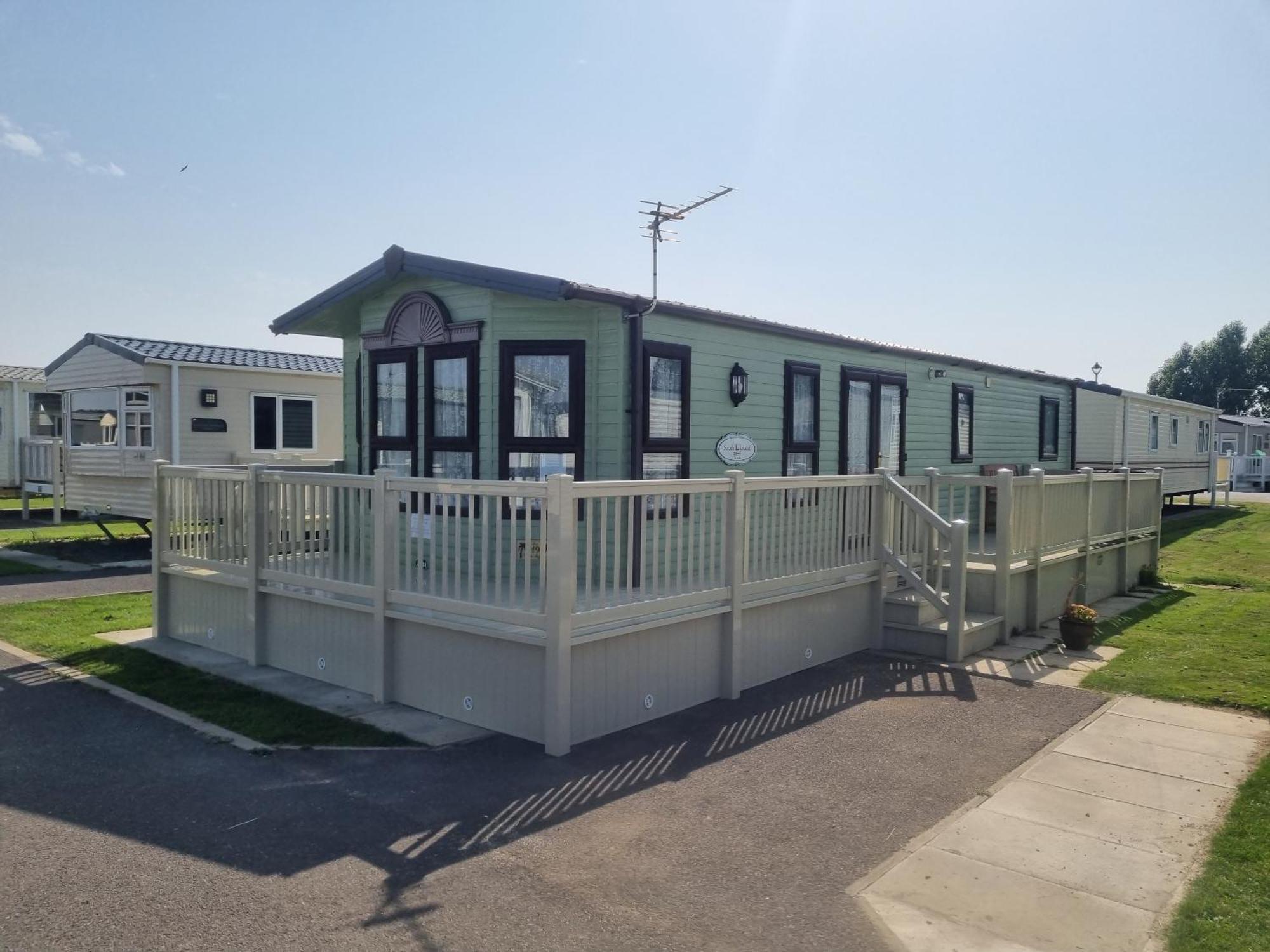 Palm Square 19 3 Bed Deluxe Caravan Чапел-Сент-Леонардс Экстерьер фото